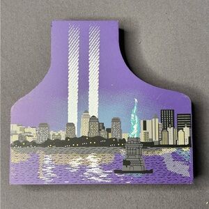 VTG Cat's Meow 2002 World Trade Center Ground Zero Tribute Memorial Shelf Sitter